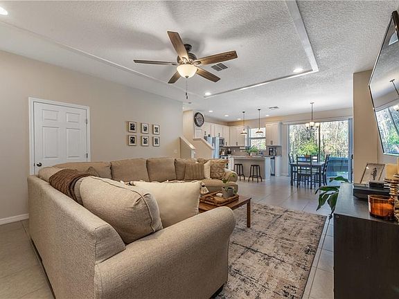 3rd image of 4456 Gumbo Limbo Dr
