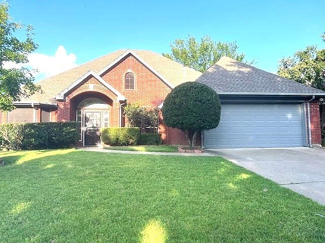 1st image of 4321 Greenwood Ln