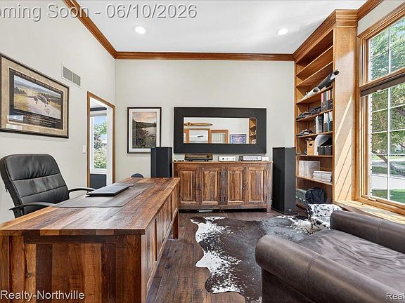 5th image of 20909 Dundee Dr