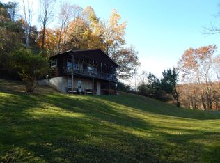 1096 Shields Hill Rd, Cairo, WV 26337