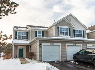 2863 Falling Waters Dr, Lindenhurst, IL 60046