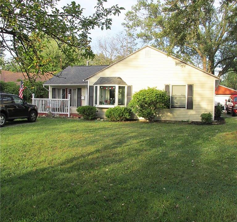 1st image of 181 Hawthorne Dr