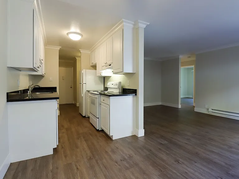 4747 Atherton Ave — Photo 6
