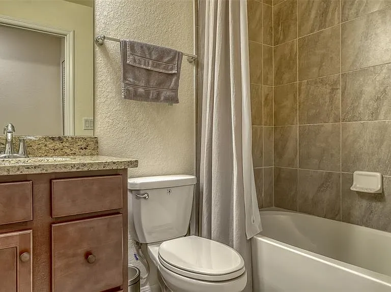5624 Palmer Cir #203 — Photo 30