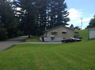 6795 Abbs Valley Rd, Bluefield, VA 24605