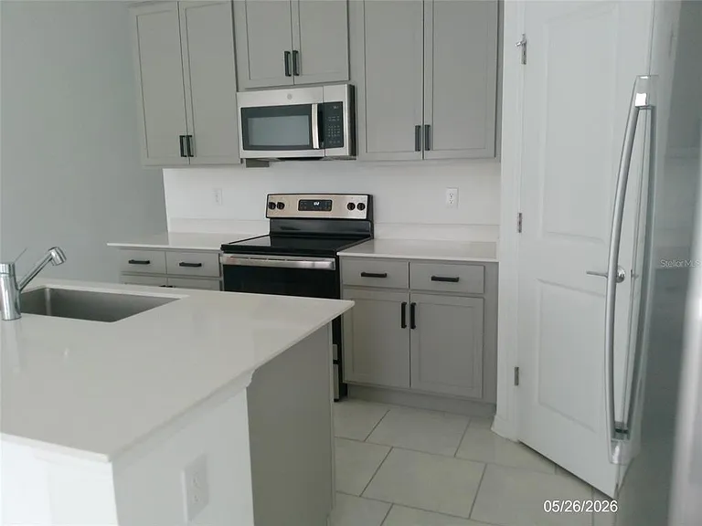 437 Singing Sands Cir — Photo 8