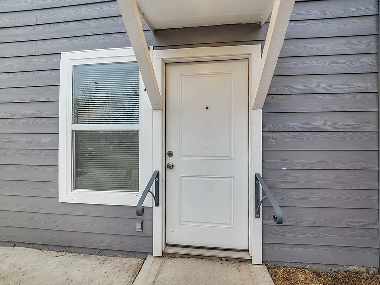 234 Gould St #102 — Photo 2