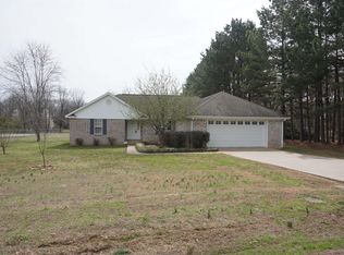 107 Centerview Cir, Searcy, AR 72143
