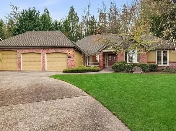 1301 233rd Ave SE, Sammamish, WA 98075