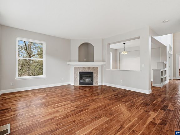 4th image of 4771 Chatham St SE