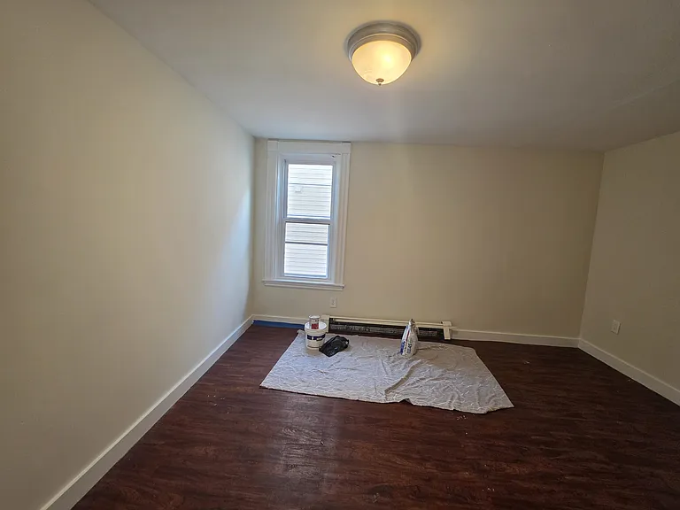 193 Pearl St #1 — Photo 8