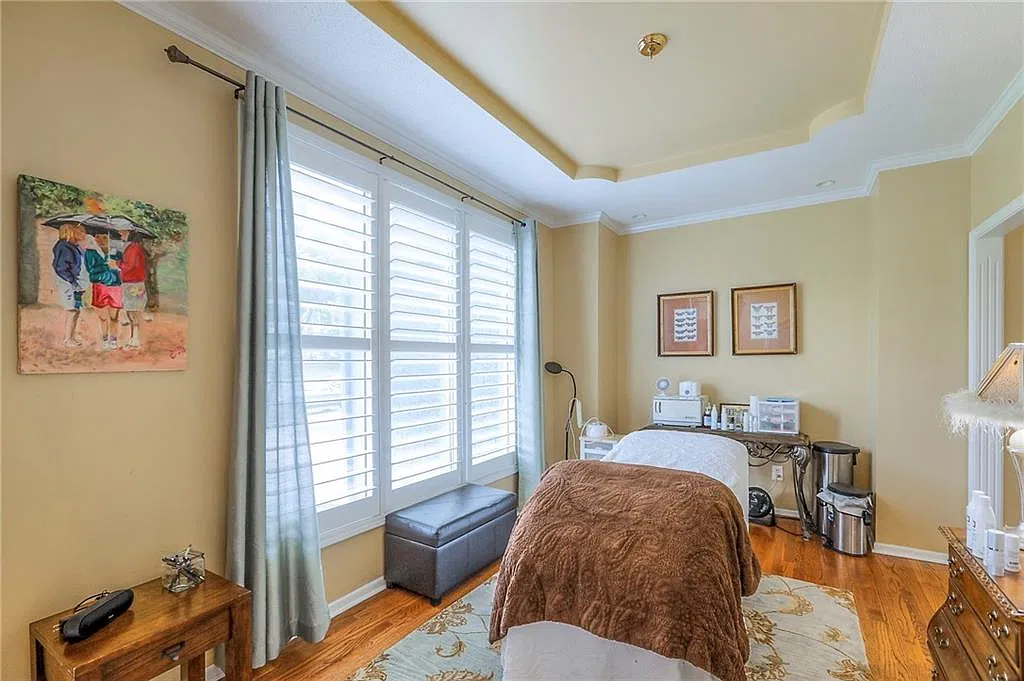 4 bed, 3381 sqft, $3,450 — Photo 3