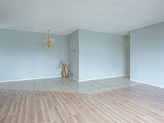 3rd image of 4933 Shadwell Dr