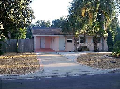 1st image of 13634 Country Club Dr