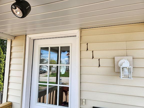 New exterior doors 2022.