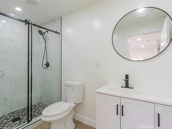 4th image of 8108 Lemona Ave #8108