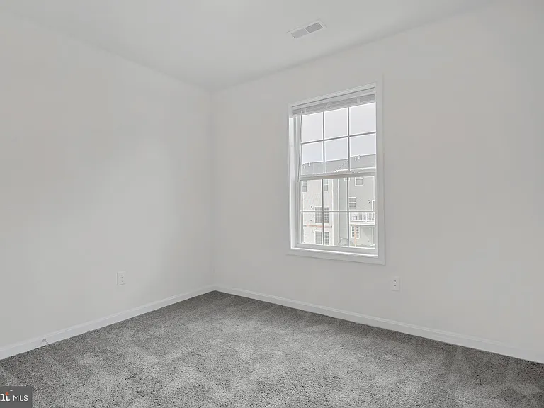 2607 Maplewood Cir — Photo 19
