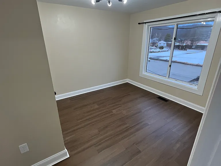 428 Main St #2 — Photo 7