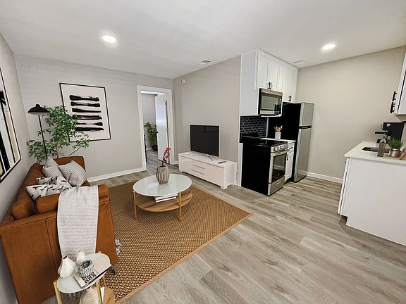 2nd image of 5317 1/2 William Holland Ave