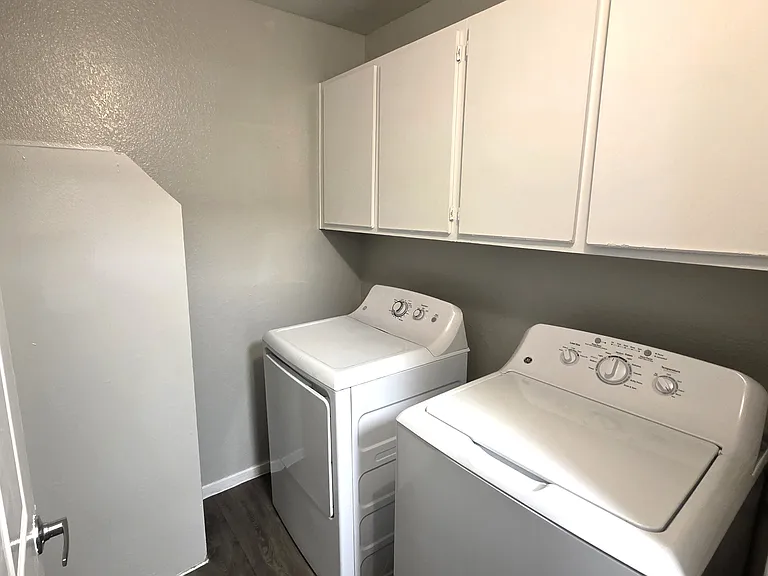 Alterra Apartments — Photo 41