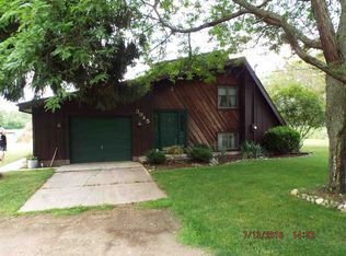 3945 Blackman Rd, Jackson, MI 49201