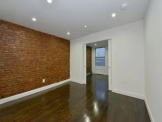 Rented by Cooper & Cooper Real Estate