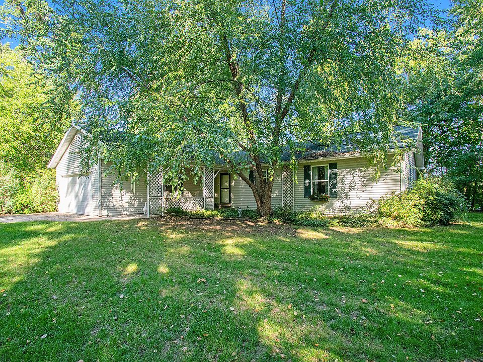 13488 Riverside Dr, Constantine, MI 49042 Zillow