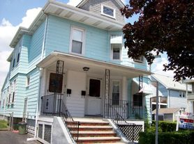 41 Bowdoin St, Medford, MA