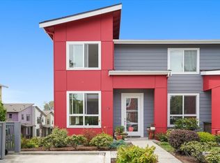 9745 10th Pl SW, Seattle, WA 98106