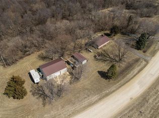 1789 Maine Ridge Rd, Central City, IA 52214