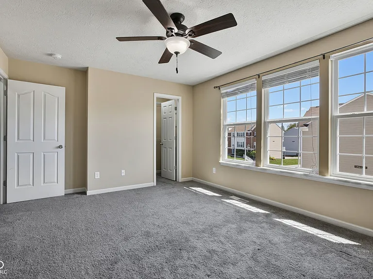 12692 Tamworth Dr — Photo 26