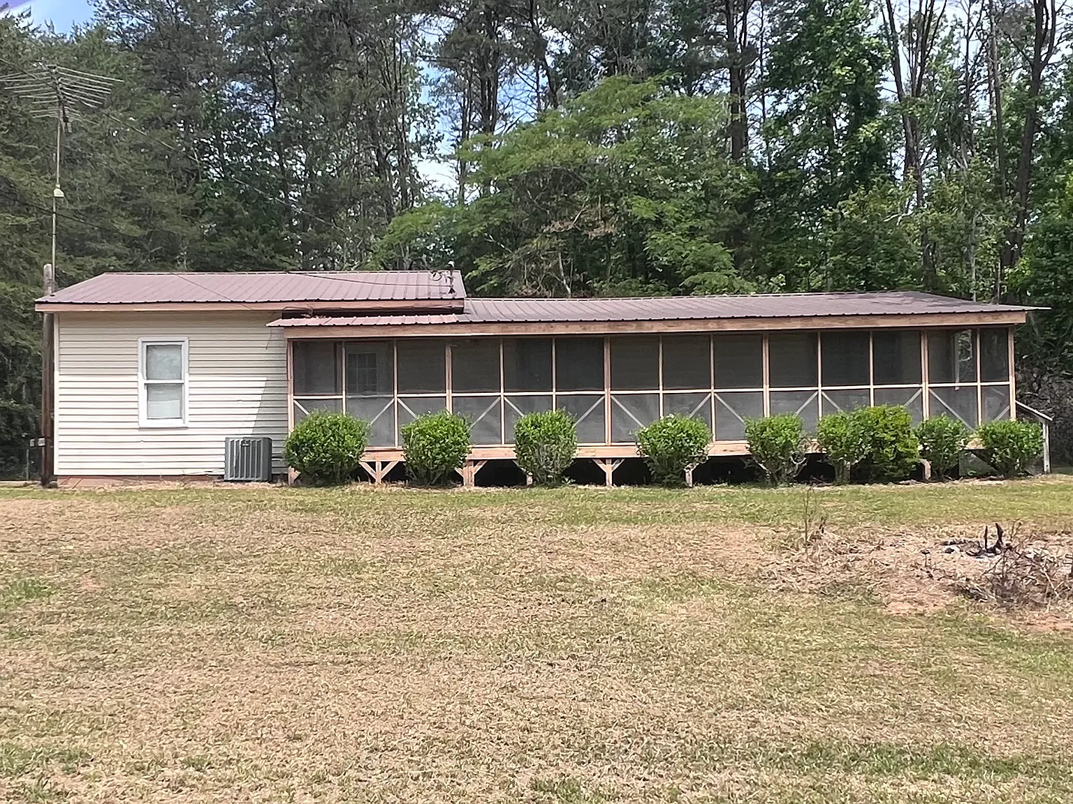 844 Shorewood Cir, Toccoa — Photo 2