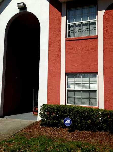 1st image of 4414 Hector Ct APT 6