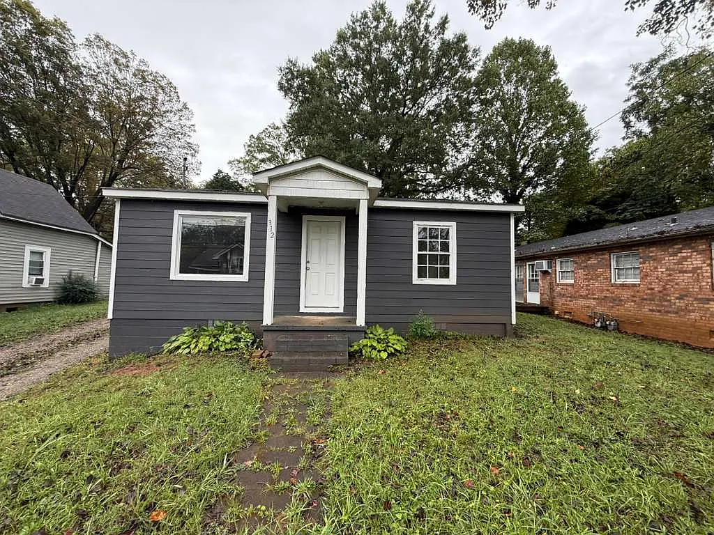 312 Stockton St — Photo 1