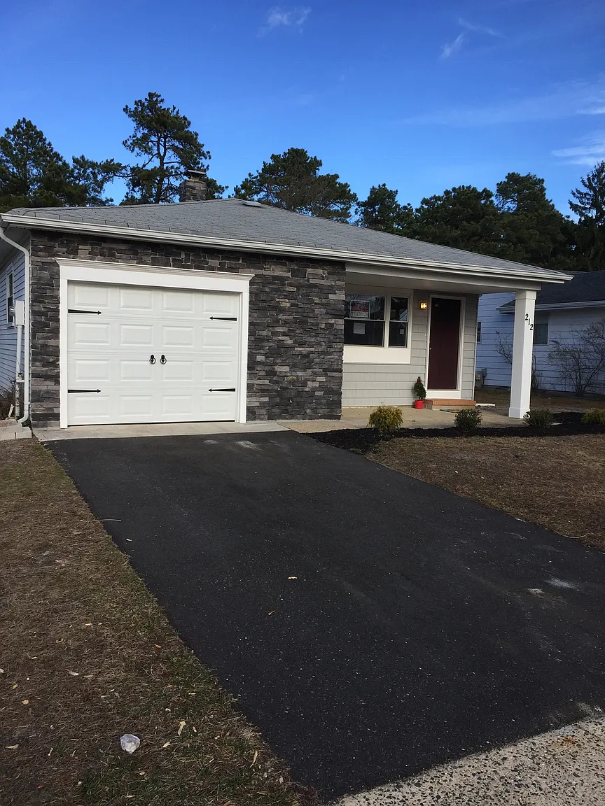 212 Fort De France Ave photo 1