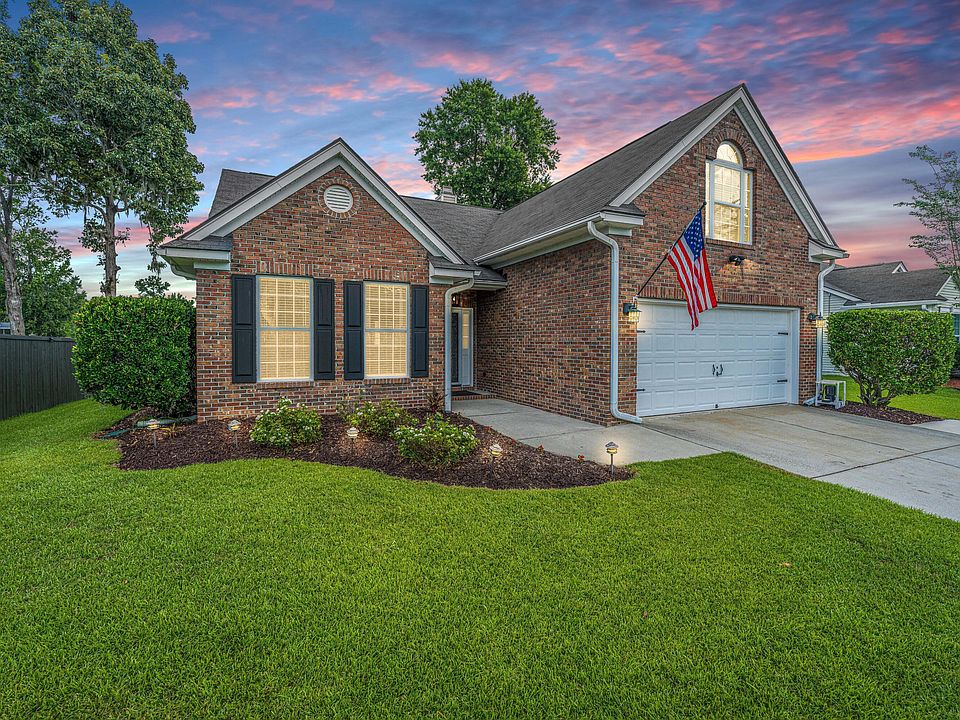 1st image of 106 Cabrill Dr