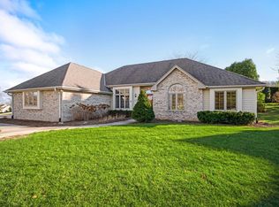 N100W14909 Windsong Ct, Germantown, WI 53022