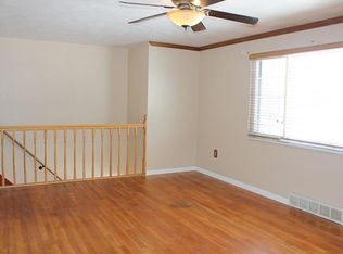 113 Crandon Cir, Beaver, PA 15009