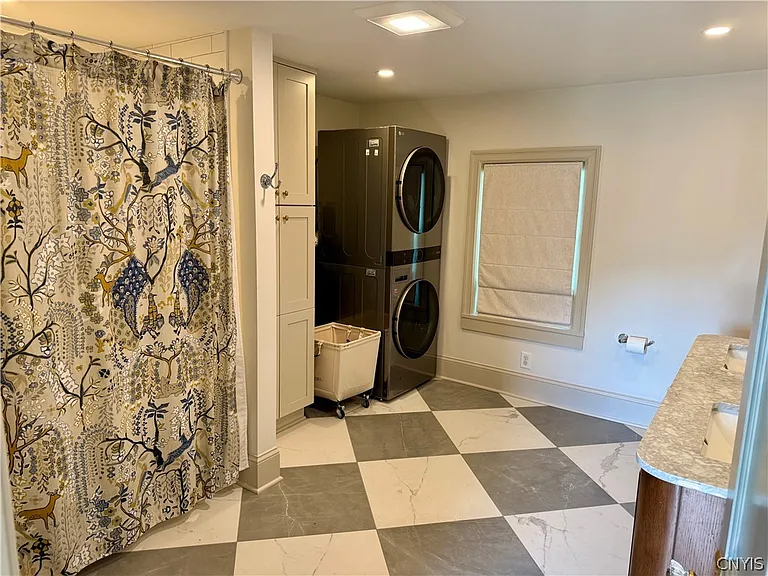 690 Crow Hill Rd — Photo 12