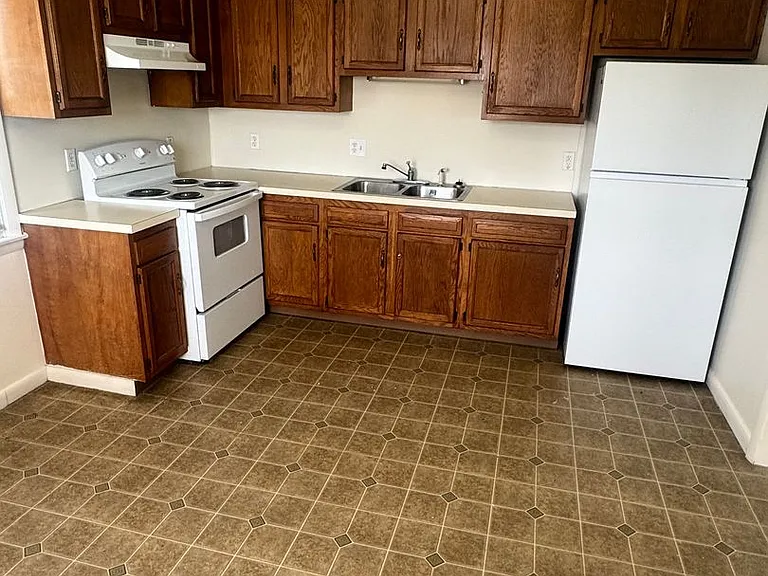 515 Ridge Ave #521 — Photo 2