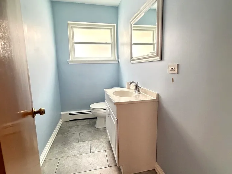 7732 W Addison St #1 — Photo 9