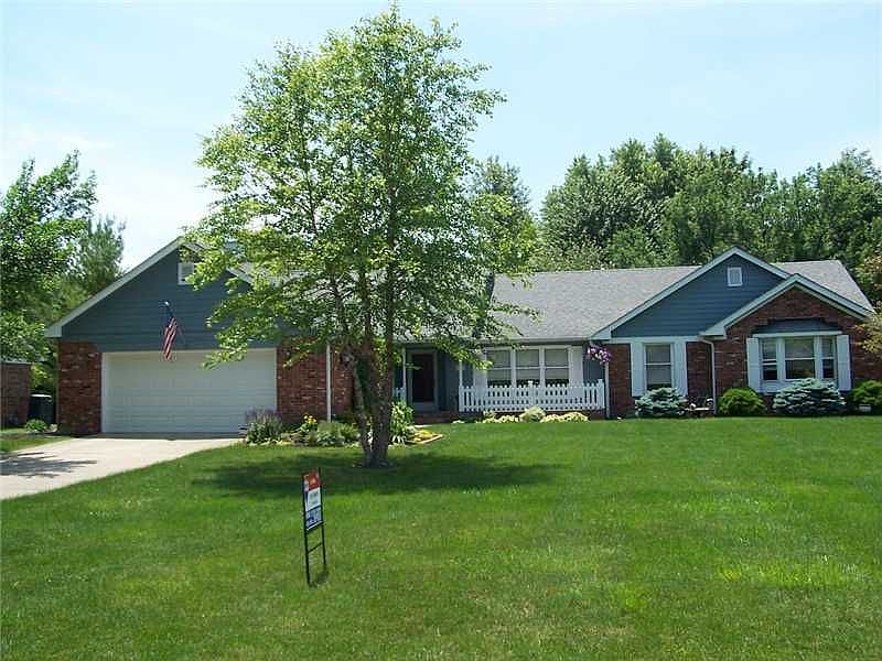 1st image of 1918 Valley Brook Dr