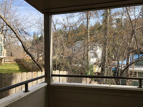 4th image of 350 Bennett St APT 23