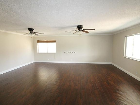 3rd image of 3939 Acapulco Ave #0