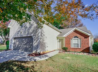 2 Cobb Hall Ct, Greenville, SC 29607