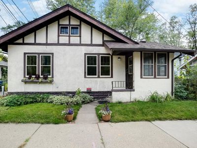 3015 52nd St W, Minneapolis, MN, 55410