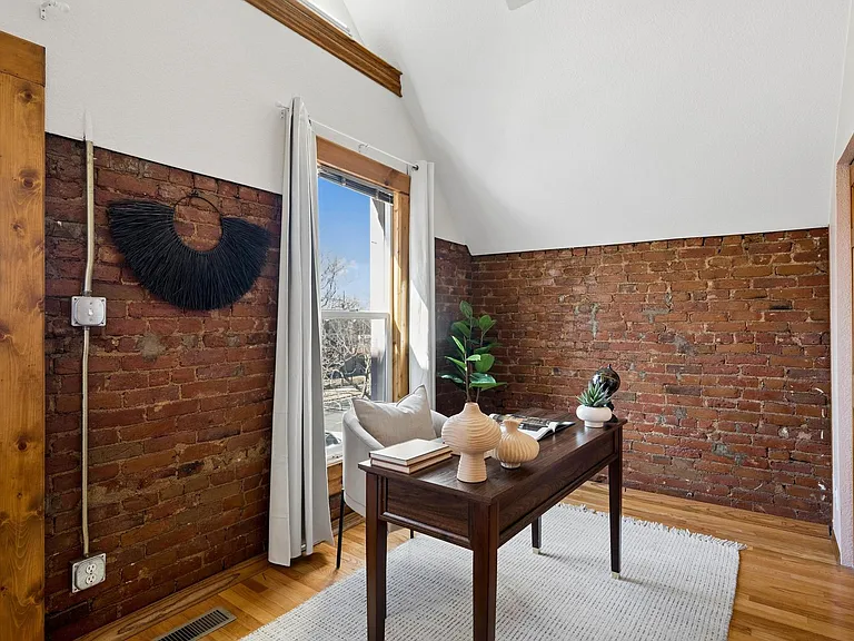 126 Galapago St — Photo 20