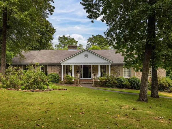 3517 Crest Brook Rd, Birmingham, AL 35223