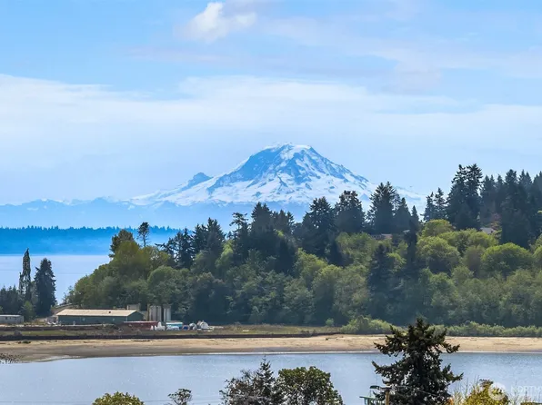 170 Harbor Sq Loop NE #A-411, Bainbridge Island, WA 98110