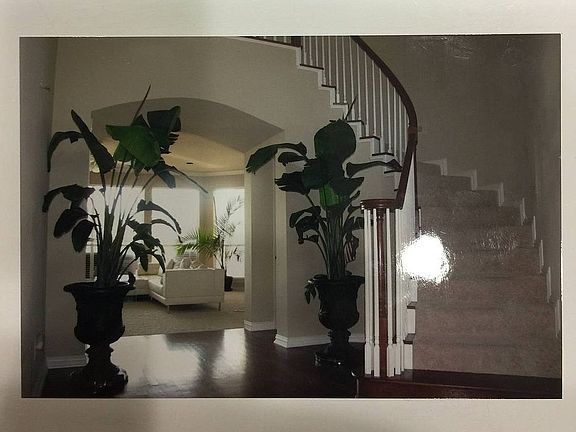 4th image of 311 Harbor Landing Dr